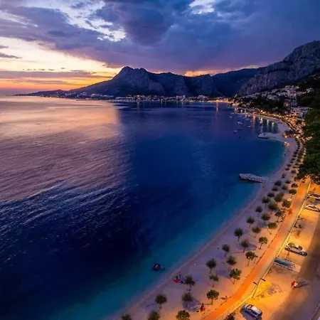 Beachfront Tara Omiš